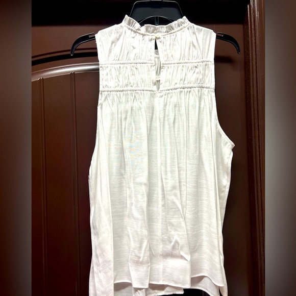 White Baby Doll Style Ladies Top NINE WEST - Picture 1 of 7